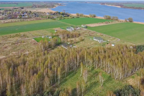 Baugrund­stück mitten im Wald – Ihr Rückzugsort auf der Insel Wolin, 72-514 Sieroslaw (Polen), Wohngrundstück