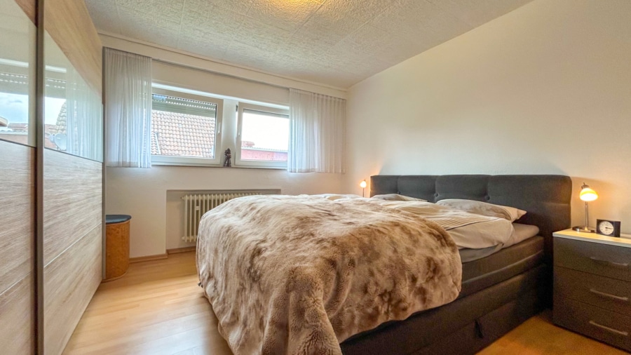 Schlafzimmer OG - WILLKOMMEN ZUHAUSE - WOHNEN MIT PERSPEKTIVE