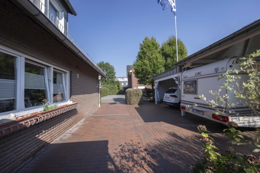 Carport - Zuhause ankommen: Großzügiges Wohnen in Toplage