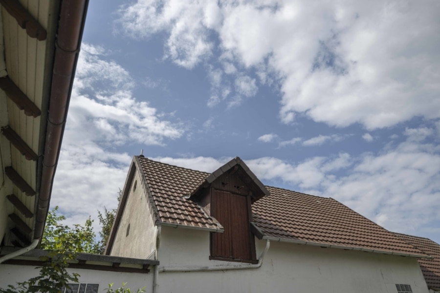 Blick zum Dachboden oberhalb der Werkstatt - Einfamilienhaus mit großzügigem Platzangebot und Modernisierungen