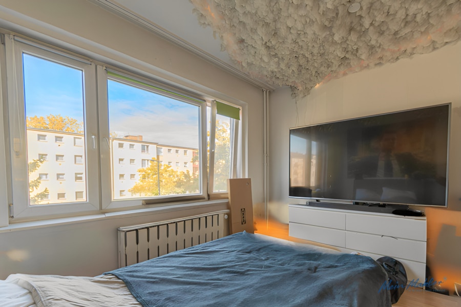 Schlafzimmer - Havelnähe und Altstadtflair: Wohnung mit Aufzug für Eigennutzer oder Kapitalanleger