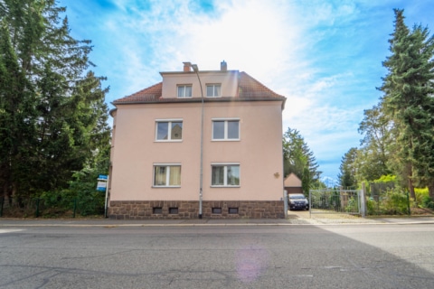 Charmantes Einfa­mi­li­enhaus mit Einlie­ger­wohnung in Limbach Oberfrohna, 09212 Limbach-Oberfrohna, Einfamilienhaus