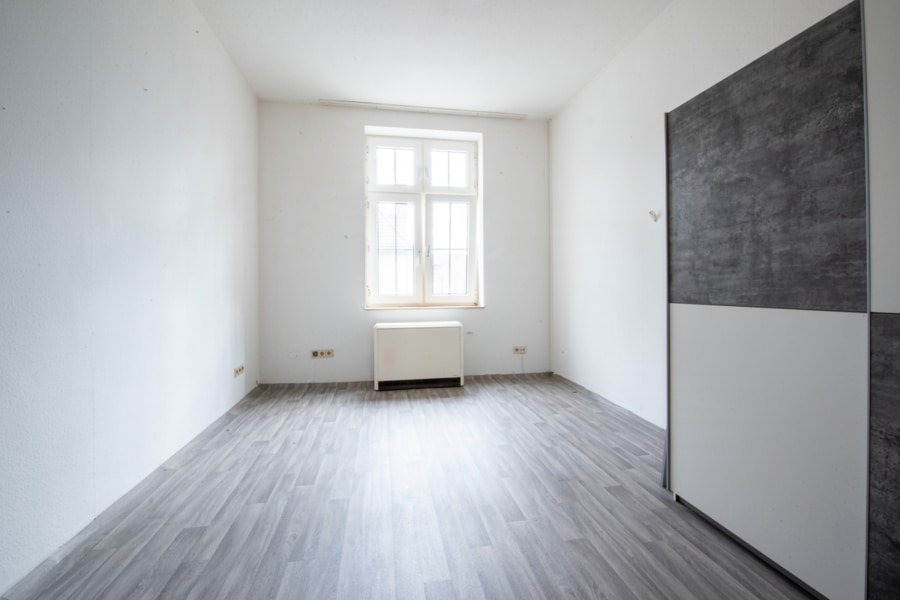 Schlafbereich Ansicht 1 - Zentral gelegene 3-Zimmer-Wohnung mit Balkon und viel Platz zur individuellen Gestaltung