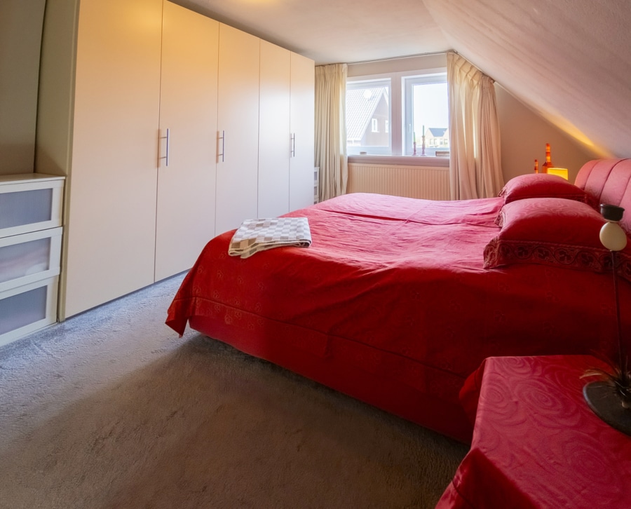 Schlafzimmer-1-Nord - Der Apfel fällt nicht weit vom neuen Zuhause