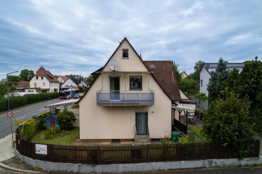 Außenansicht - Ihr neuer Familientraum - Freistehendes Einfamilienhaus in Nürnberg Kornburg