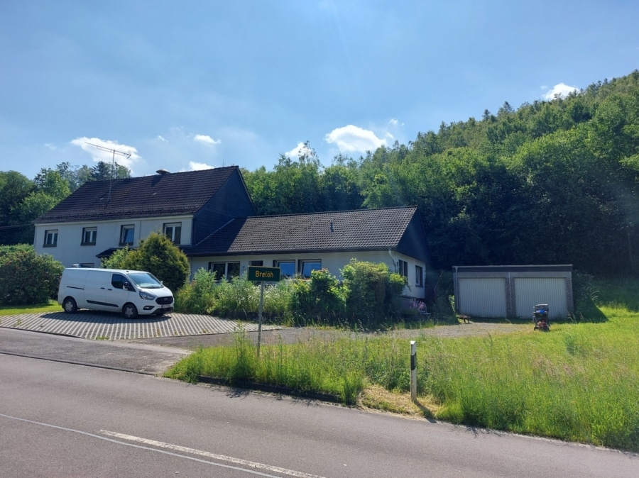 Ansicht - Altbau-Charme für Könner: Ausbauprojekt mit Bungalow