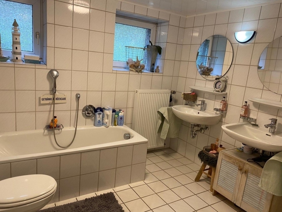 Badezimmer - Altbau-Charme für Könner: Ausbauprojekt mit Bungalow